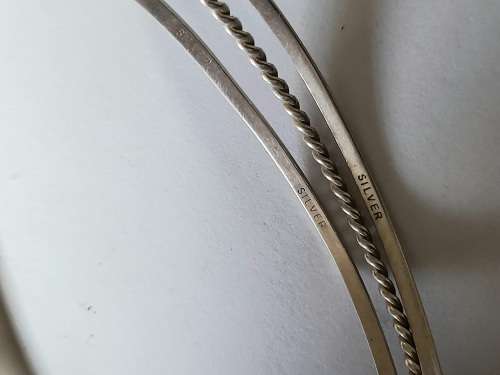 Wow!! 2 x sterling silver bangles 1 is 3 in 1   24,4g wow!!