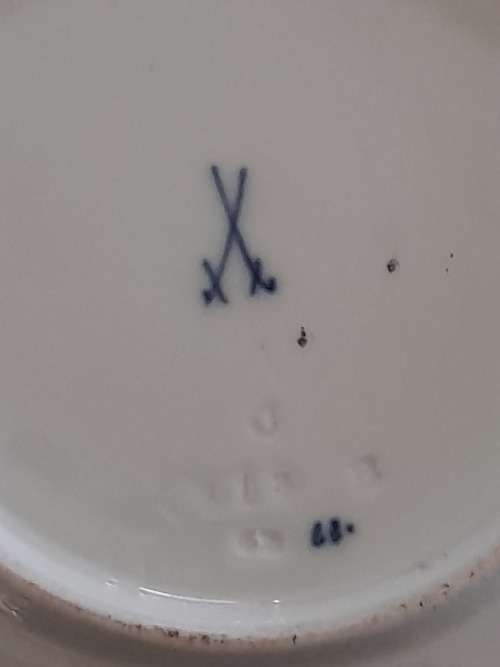 Spectacular!! Antique Meissen hand painted plate amazing condition!! Value R4950