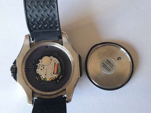 Wow!! Citizen Eco Drive 300m divers watch 100% working wow!!