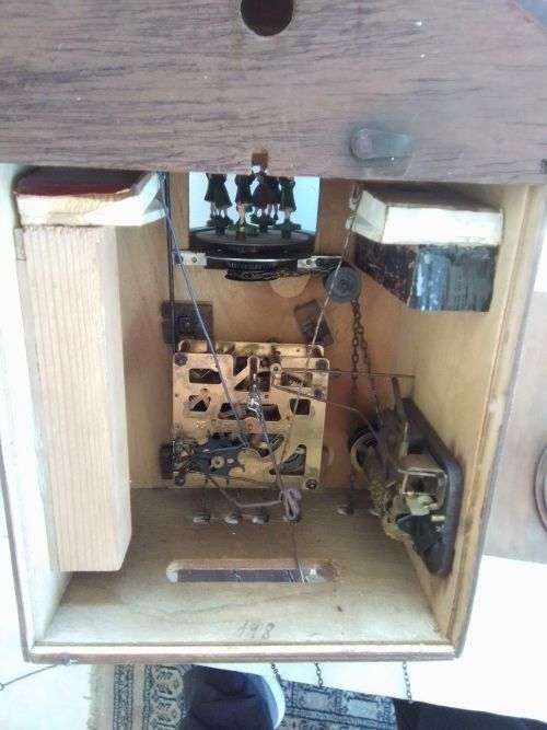 Huge!! Vintage German hunter cuckoo clock with musical dancers Value R6500 wow!!