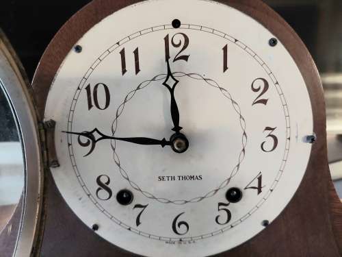 Wow!! Vintage Seth Thomas mantle clock working!! Wow!!