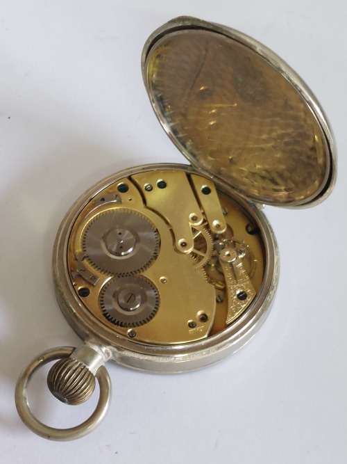 Huge!! Victorian Goliath 8 day pocket watch 100% working Value R4500