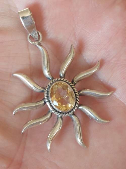 Wow large sterling silver yellow sapphire sun pendant 7,8g wow!!