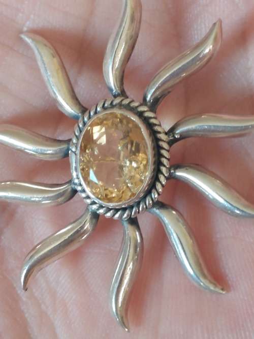 Wow large sterling silver yellow sapphire sun pendant 7,8g wow!!