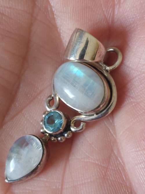 Magnificent large sterling silver moonstone & aquamarine pendant 7,2g stunning!!