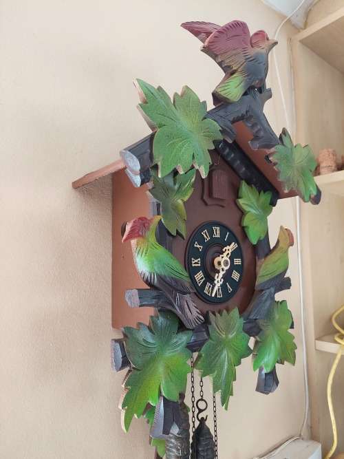 Wow!! Awesome vintage German cuckoo clock 100% working!!