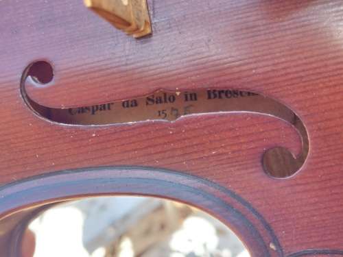 Amazing!! Caspar da solo 1575 violin with case & extras  Value R15000