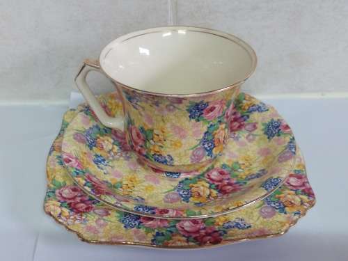 Wow!! 1930`s Royal Winton Welbeck chinz trio value R950