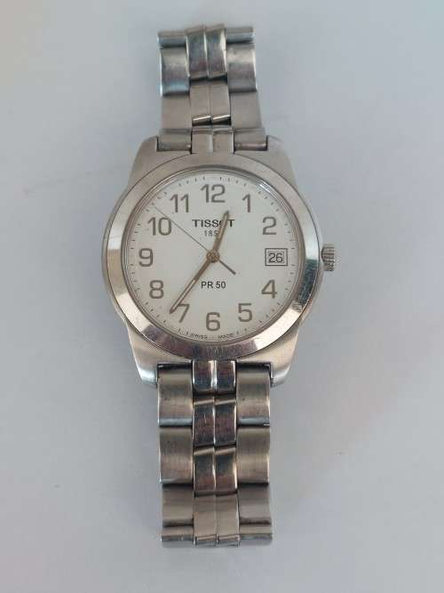 WOW!! Tissot PR50 mens stainless steel quartz watch Value R3000