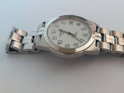 WOW!! Tissot PR50 mens stainless steel quartz watch Value R3000