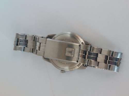 WOW!! Tissot PR50 mens stainless steel quartz watch Value R3000