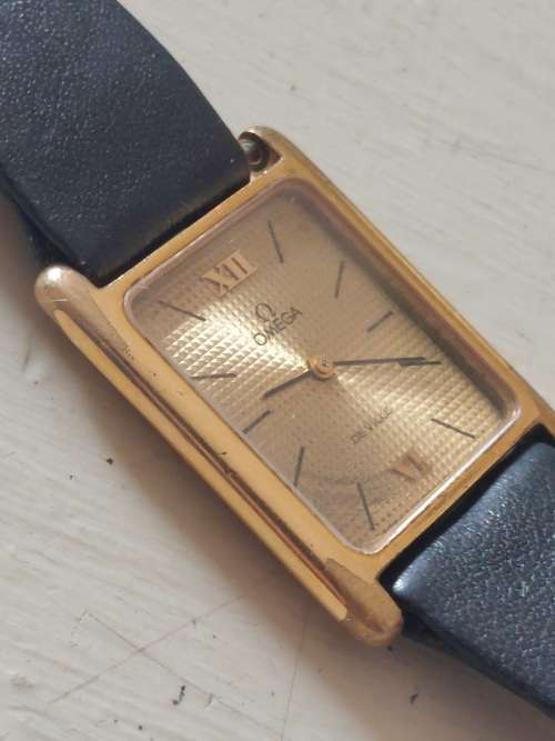 Wow!! Vintage Omega cal.620 Deville manual wind watch 100% working  Value R5500
