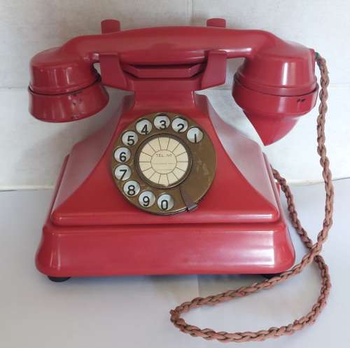Rare!! 1930 `SA` Siemens Red King Pyramid phone Value R12000