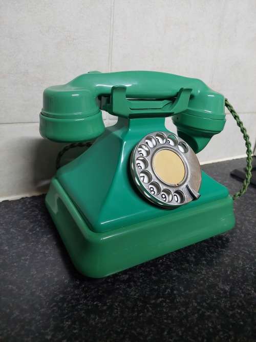 Extremely Rare!! 1930 Green `SA` Siemens King Pyramid phone Value R12000