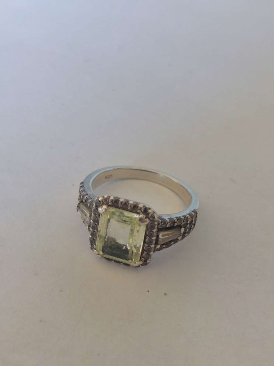 Gorgeous!! Vintage sterling silver neon green crystoberyl & cz ring 5,4g STUNNER!!