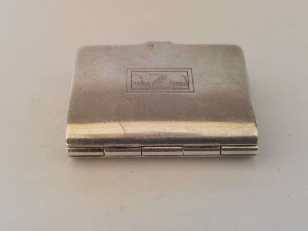 Rare Find!! Antique Napier sterling silver book form pillbox circa 1920,  21,7g