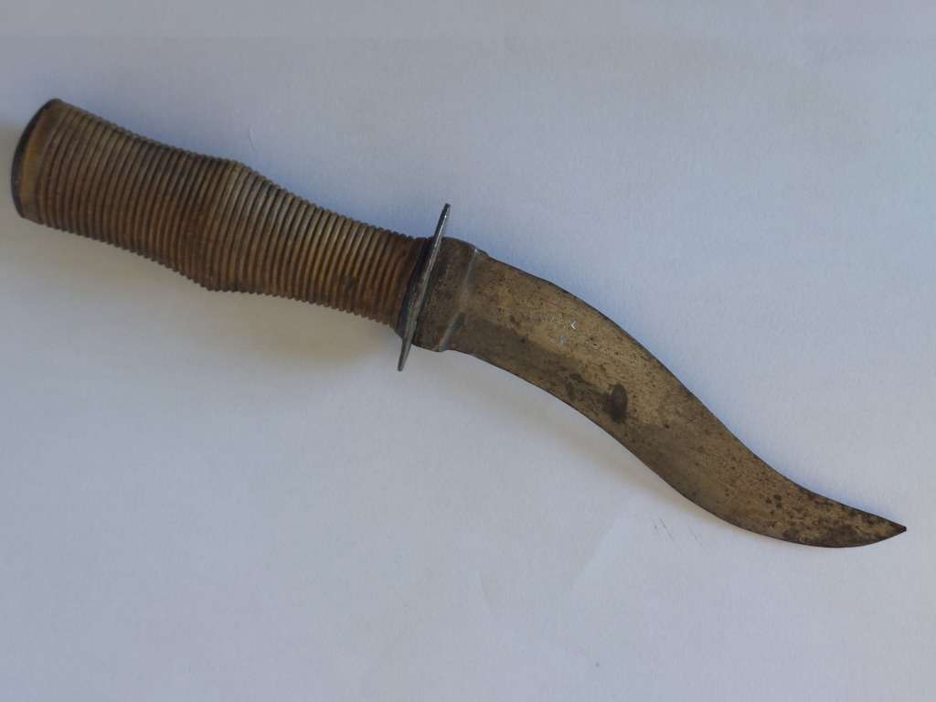 Rare!! 19th century carved horn handle hunter skinner knife circa 1890`s