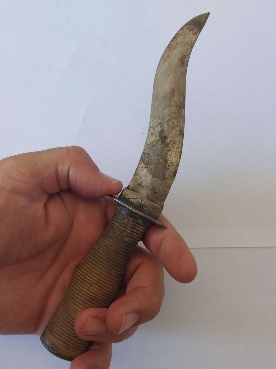 Rare!! 19th century carved horn handle hunter skinner knife circa 1890`s