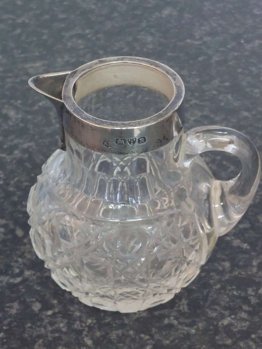 Lovely!! 1900 Chester silver rimed cut crystal creamer