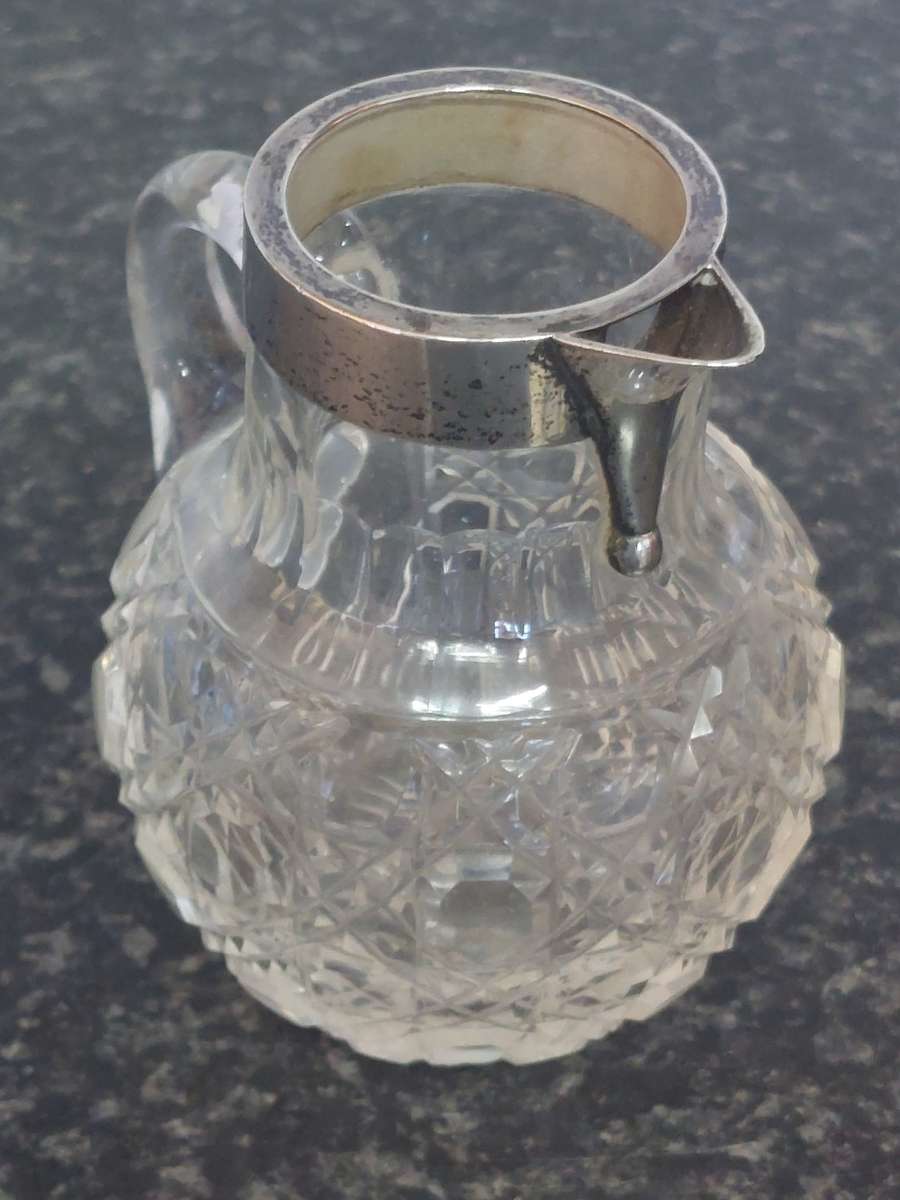 Lovely!! 1900 Chester silver rimed cut crystal creamer