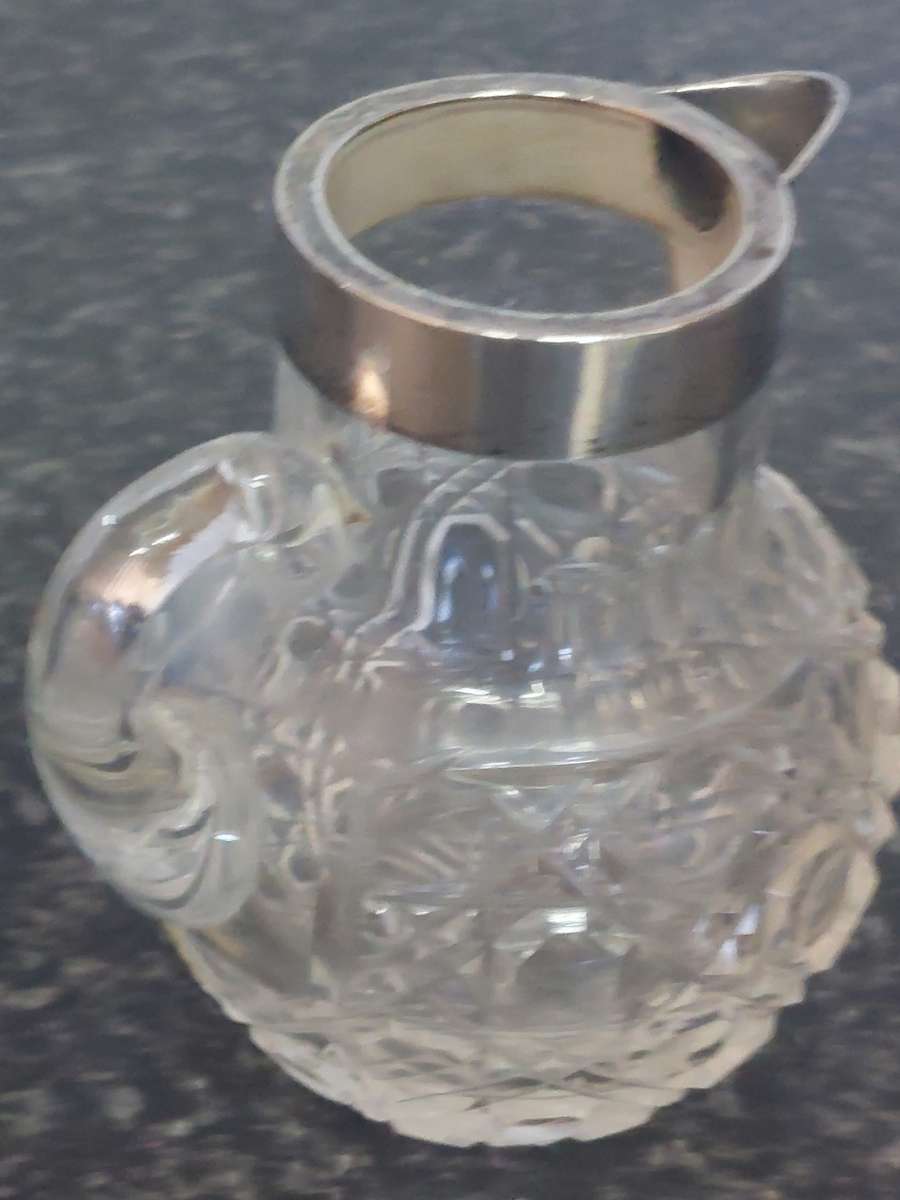 Lovely!! 1900 Chester silver rimed cut crystal creamer