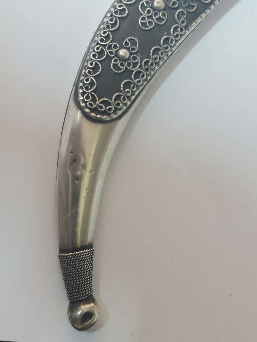 Spectacular Vintage Kurdish khanjar 800 silver & carnelian dagger 162,2g Value 3500