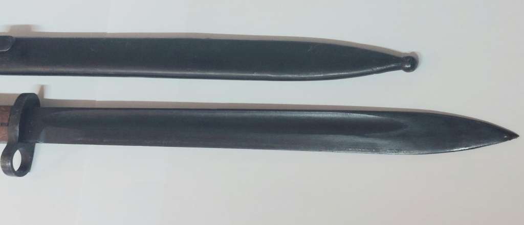 Rare!! WW2 Czech VR24 Mauser bayonet in near mint condition Value R3500