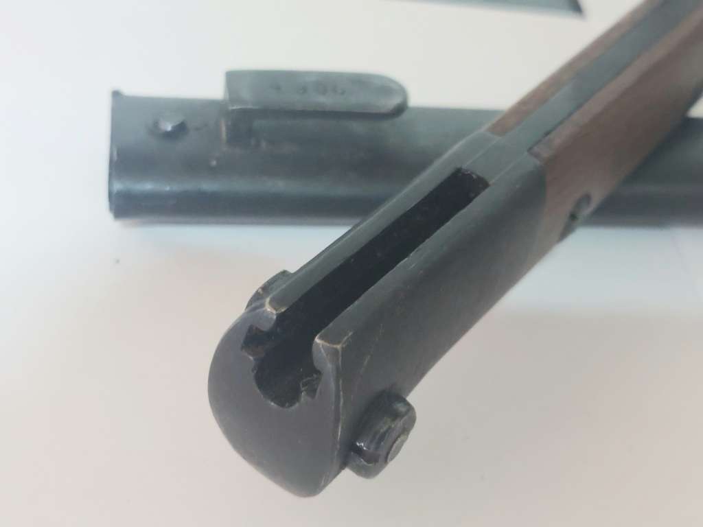 Rare!! WW2 Czech VR24 Mauser bayonet in near mint condition Value R3500