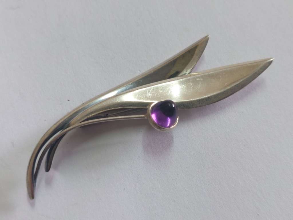 Mid century modern Elis Kauppi Finland sterling silver amethyst brooch Value R2950