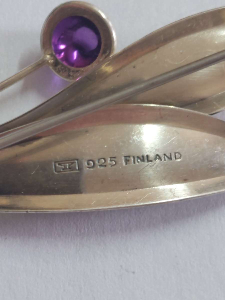 Mid century modern Elis Kauppi Finland sterling silver amethyst brooch Value R2950