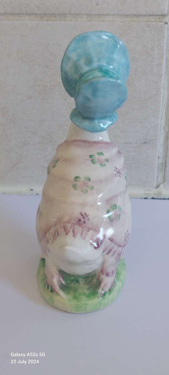 Lovely vintage Beswick "Beatrix Potter" Jemima Puddleduck figure