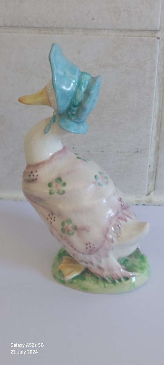 Lovely vintage Beswick "Beatrix Potter" Jemima Puddleduck figure