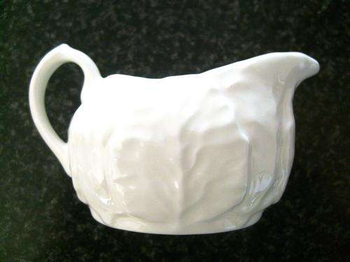 MINT!! WEDGWOOD COUNTRYWARE CREAMER