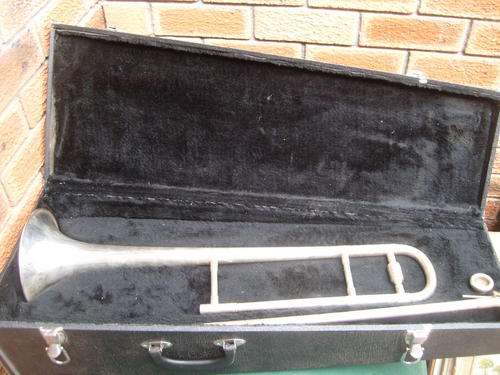 VINTAGE SILVERPLATED RUDY MUCK TROMBONE IN CASE