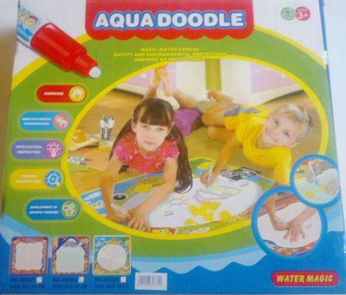 FIRST ON BOB!!!!! Aqua Doodle Water art, with foam puzzle. Hours of good clean fun!