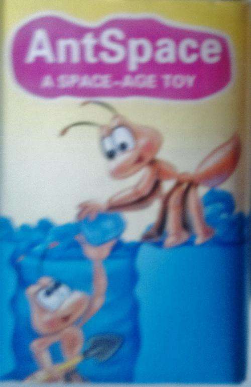 SOMETHING DIFFRENT!!!! Every boys dream. ANT FARM. Watch them build and work together.