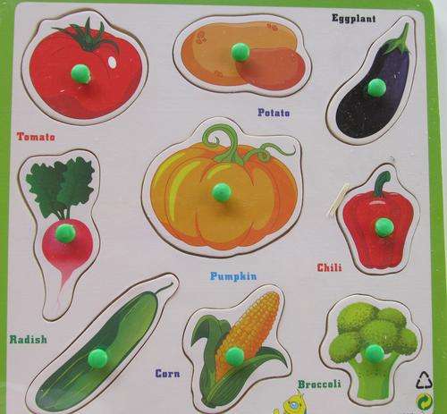 High Quality wooden puzzle-FRUIT AND VEG.