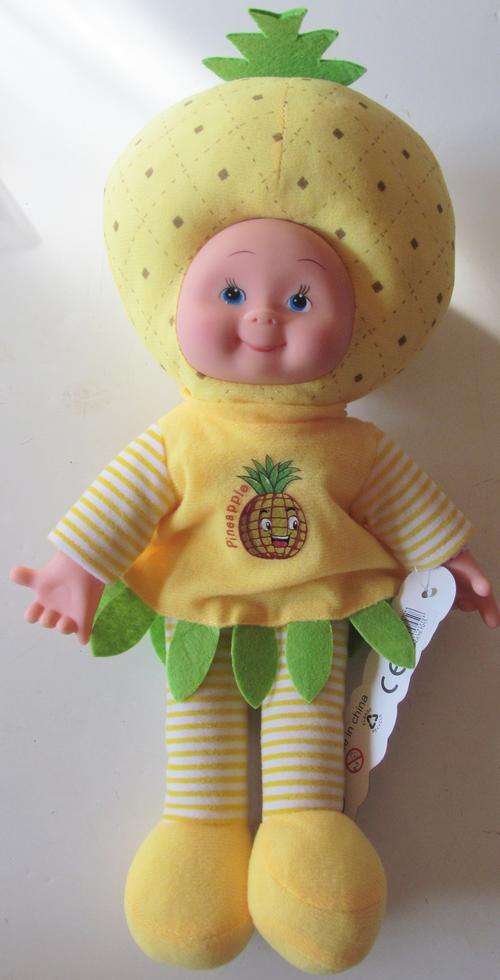 Pine-apple Doll - Push my tummy and I sing 'sexy lady'