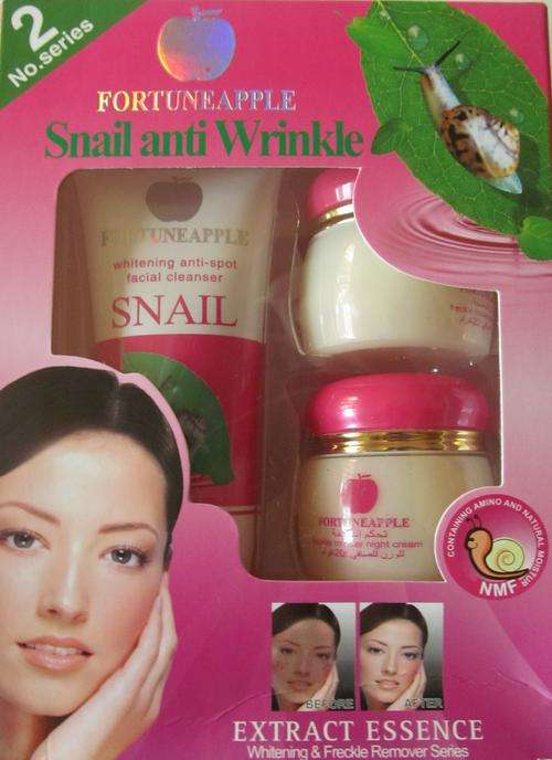 Snail anti Wrinkle cream!  Whitening and Freckle remover,age spots, Marks and uneven Tone