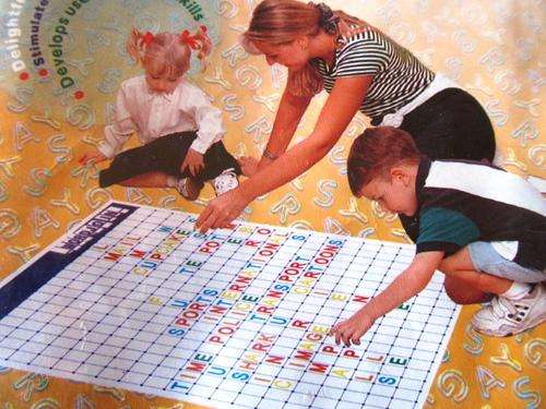 Word join playmat (only 1 available)  - SHIPPING R40 and ADDITIONAL ITEMS ARE FREE