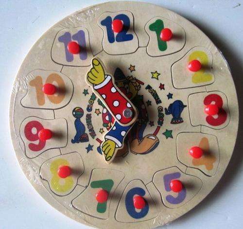 Great educational toy -WOODEN CLOCK PUZZLE- SHIPPING R40 & ALL ADDITIONAL ITEMS ARE FREE