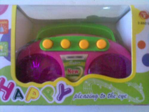 Mini girls radio, music and lights!!! ***Posrage only R30 and R10 per additional item***