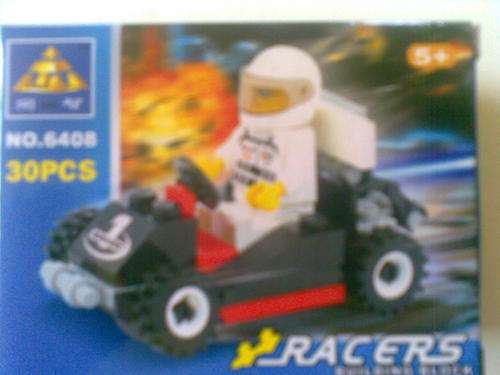 30 Piece lego set ***Postage only R30 and R10 per additional item***