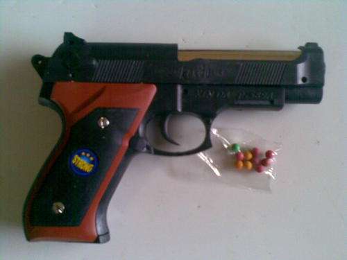 BB Gun with free bullets Postage only R30 and R10 per additional item