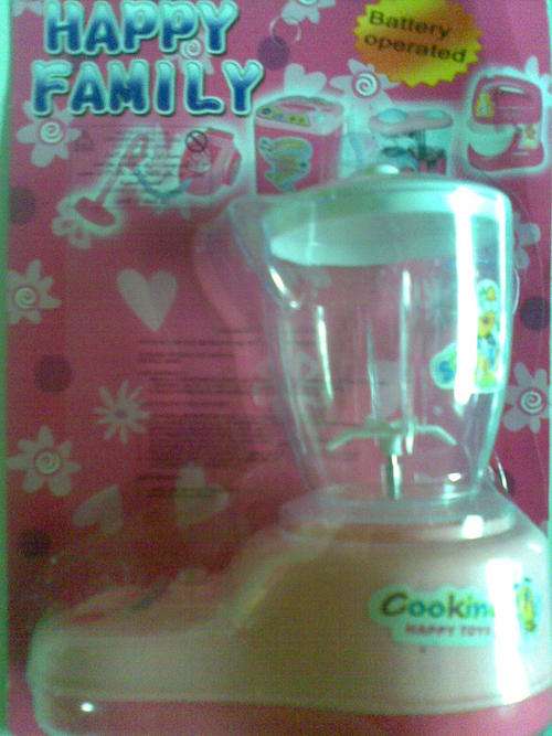 Battery opperated Food Prosessor with lights, movement and sounds,Collect them ALL, Postage only R30