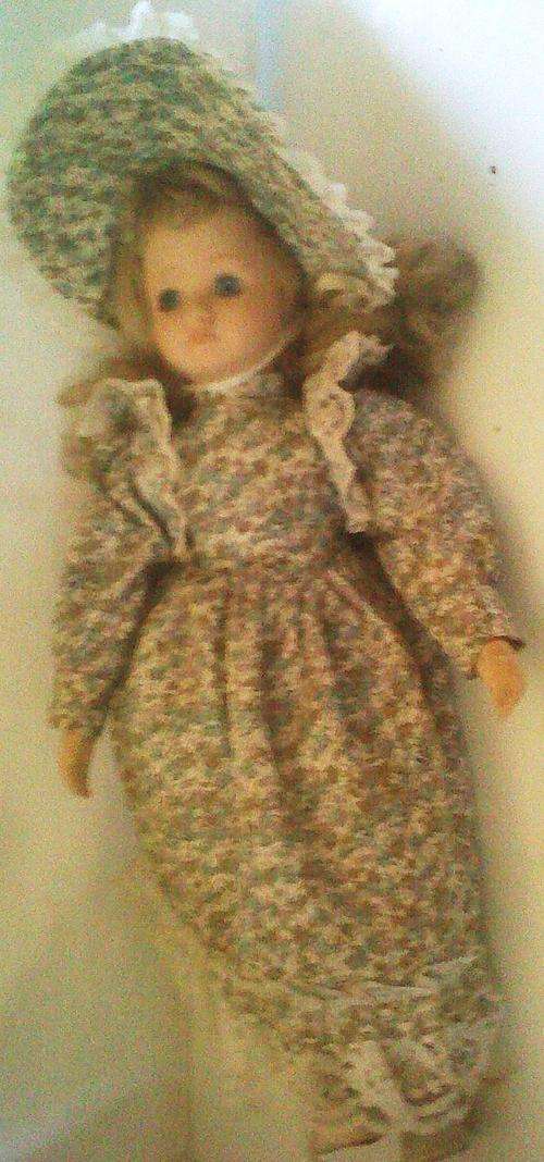 Klein blou oog Voortrekkertjie. Porcelain doll.