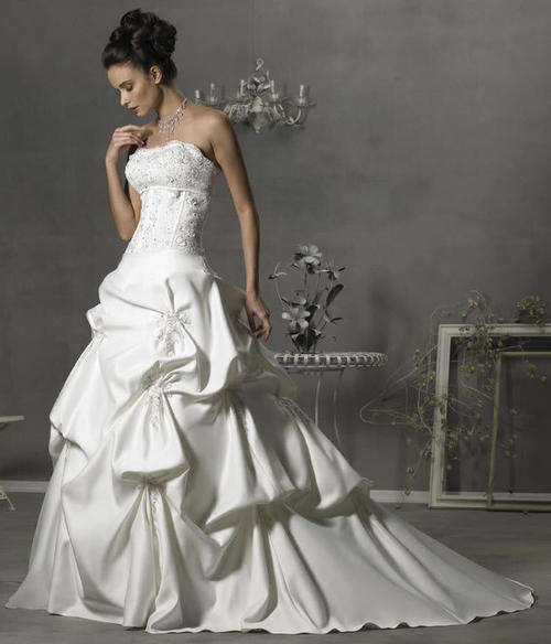 BRAND NEW WEDDING DRESS - WHITE/IVORY - Set Sizes - FREE SHIPPING!