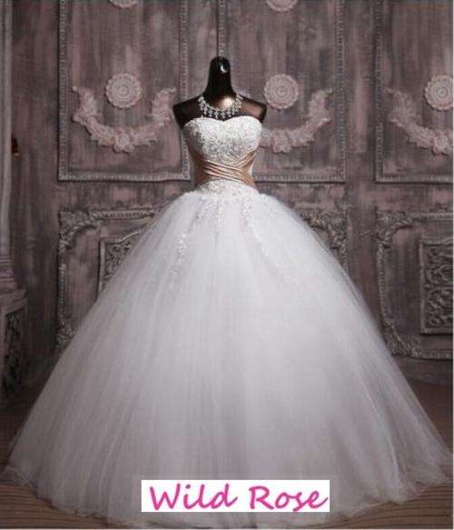 *IN STOCK!* BRAND NEW WEDDING DRESS - WHITE/GOLD - 6-18 - FREE SHIPPING!