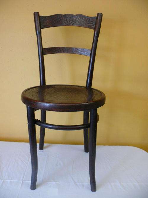 Old Original Bentwood Chair