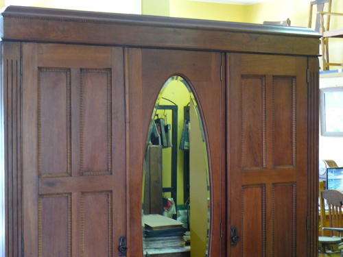 Teak 3 door wardrobe